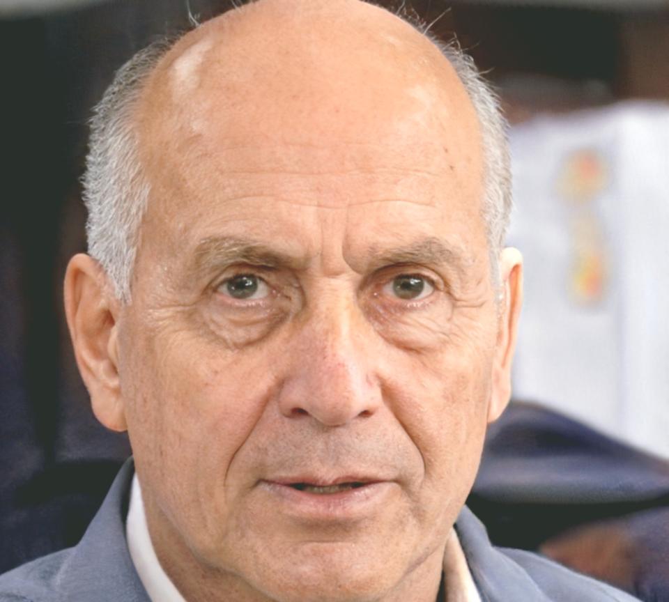 Carlos Vega López, Consultor Senior en Análisis Financiero